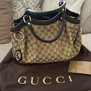 Gucci Beige Brown GG Canvas Shoulder Bag with Black Trim